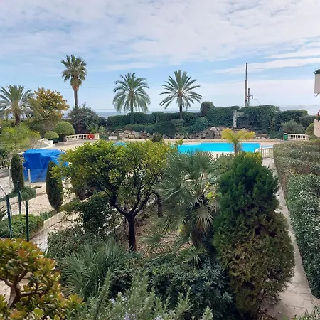 Apartment Caribou T2 Piscine - Axelle Loc'appart *